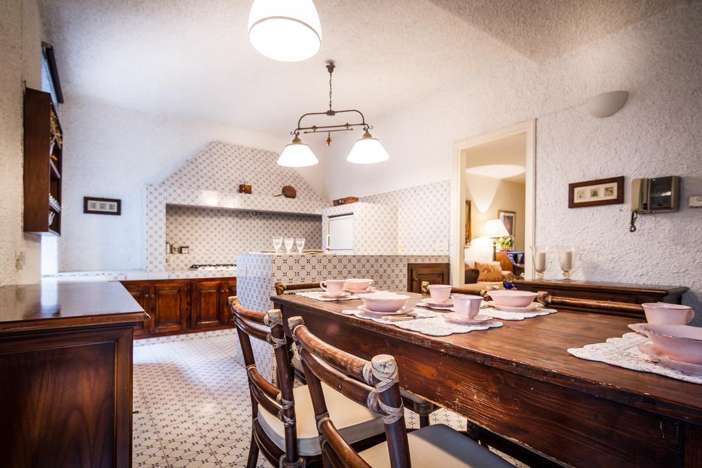 Lake Charming Apartment Cernobbio Zimmer foto
